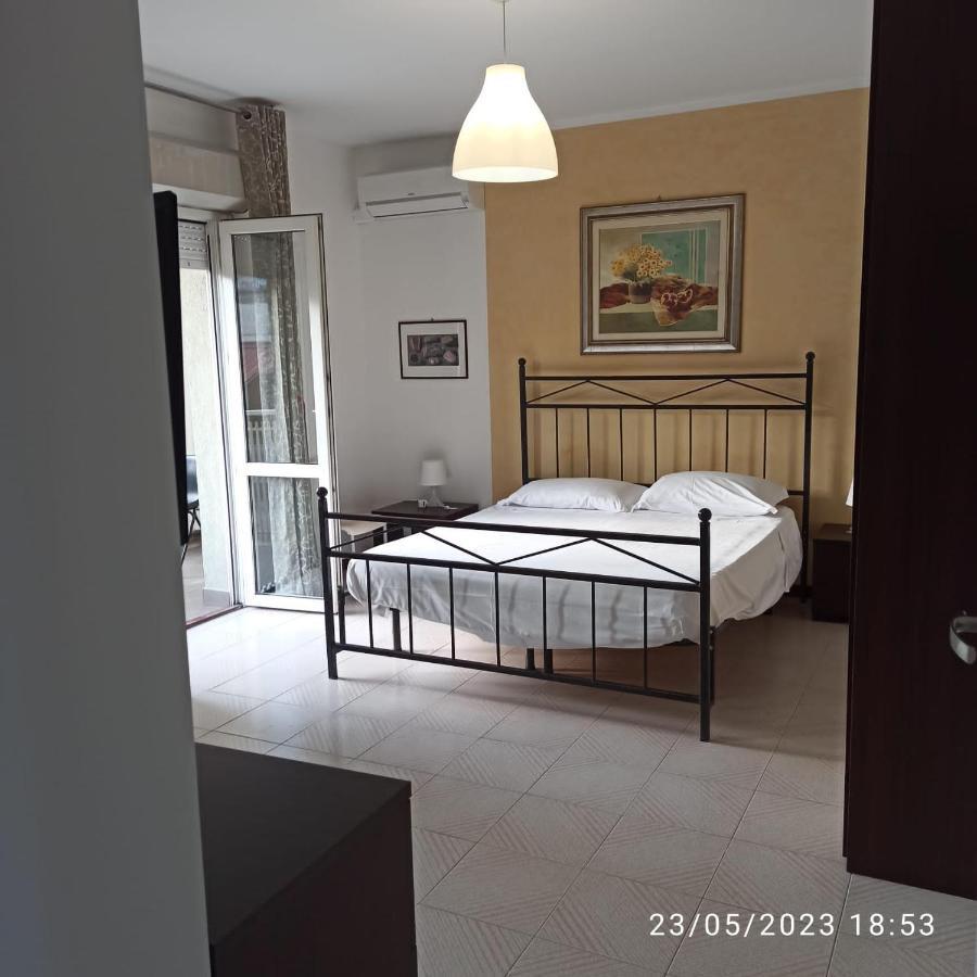 Marina D'Agro Residence Santa Teresa Di Riva Dış mekan fotoğraf