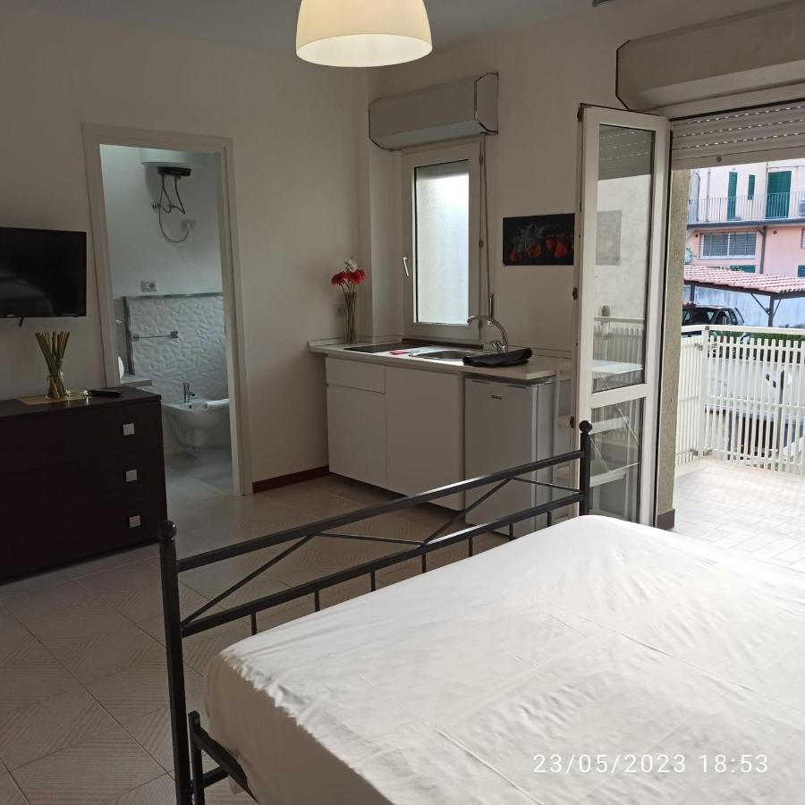 Marina D'Agro Residence Santa Teresa Di Riva Dış mekan fotoğraf